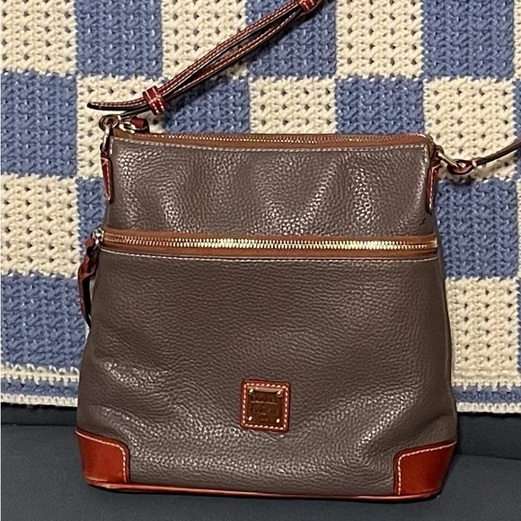 Dooney and Bourke Bag and Card/Coin Case in Elephant - Picture 4 of 10